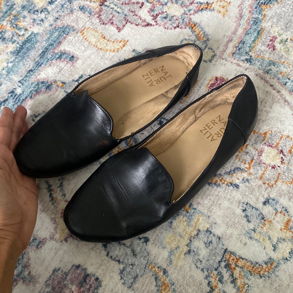 Comfortable Black Flats, good condition
